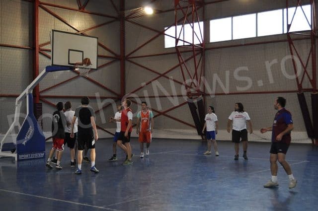 Trupa Bosquito_relaxare la baschet_Dorohoi_12