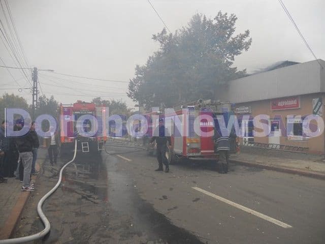 Incendiu la Darabani_incendiu-club-darbani-01