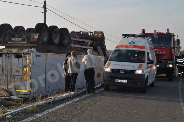 Autotren rasturanat la Carasa_15