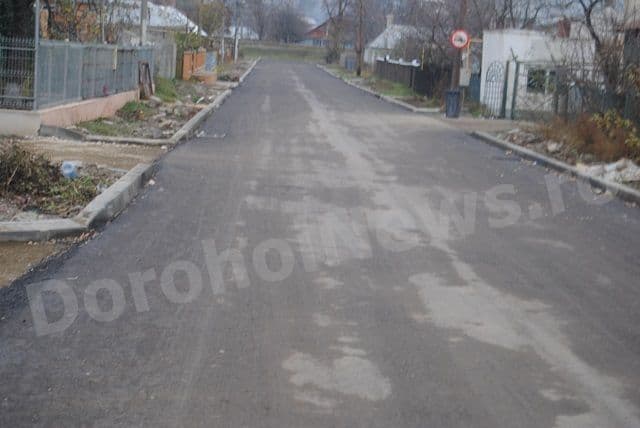 Lucrari de reabilitare pe strazile Sasa Pana si Calea Plevnei din Dorohoi_04