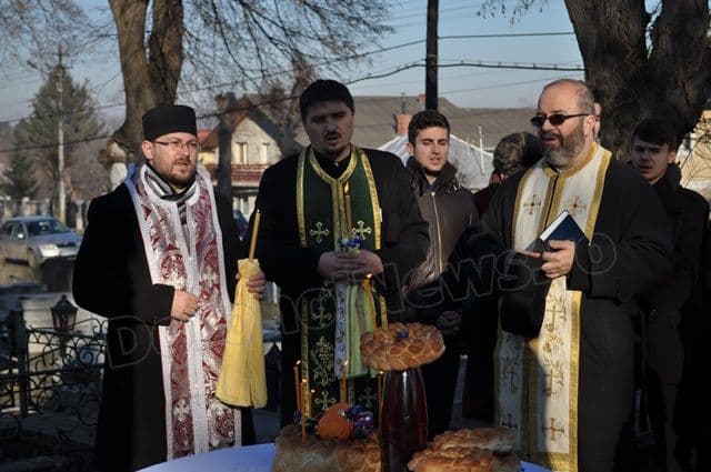Depunere de coroane la 22 decembrie 2013 Dorohoi_02