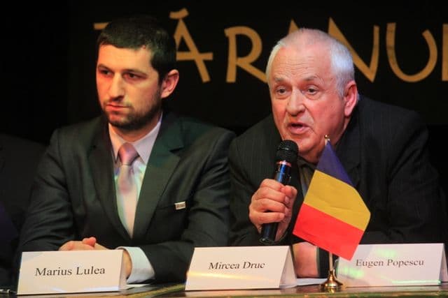 200.000 de semnături pentru a aduce Basarabia acasă (3)