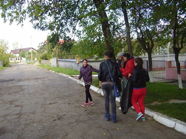 Scoala nr 1 Dorohoi ecologizare07
