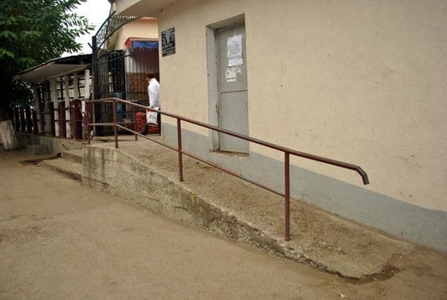 Rampe de acces003