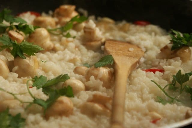 Orez cu ciuperci champignon