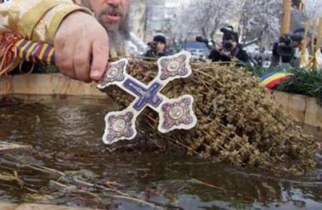 Ajunul Bobotezei, prima zi de post din noul an calendaristic
