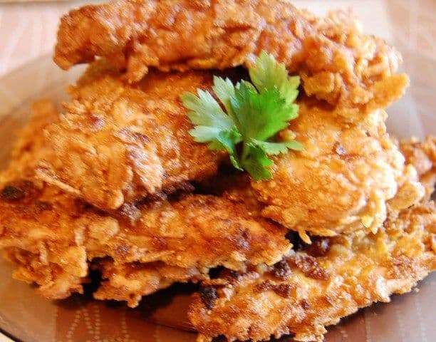 Piept de pui învelit în fulgi