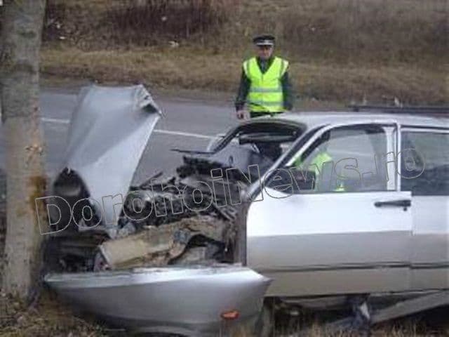 Accident grav de circulație produs la Vârfu Câmpului. Șoferul a rămas încarcerat!