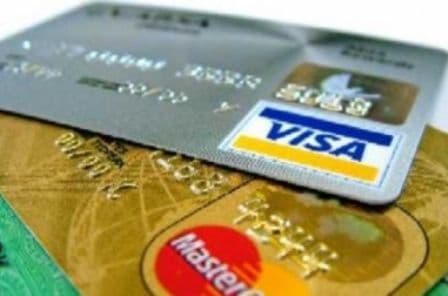 Ce trebuie să știi despre cardul de credit