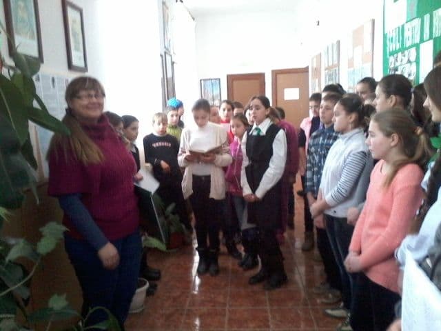 Școala Gimnazială nr.1 Văculești - „La mulți ani, Eminescu!” - FOTO