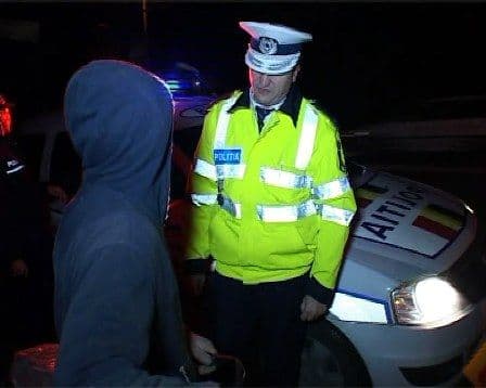 O infracţiune de furt, o distrugere şi o agresiune depistate în flagrant de polițiști în cadrul acțiunii de prevenirea faptelor antisociale
