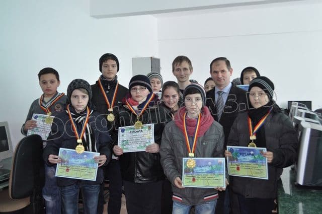 „Olimpiada Jocurilor pe Calculator” organizată la Școala Gimnazială „Mihail Kogălniceanu” Dorohoi - FOTO