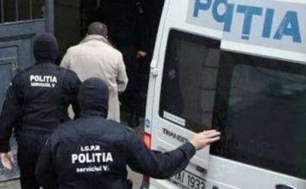Un ofițer de poliție care a lucrat la Dorohoi, condamnat după ce s-a urcat beat la volan