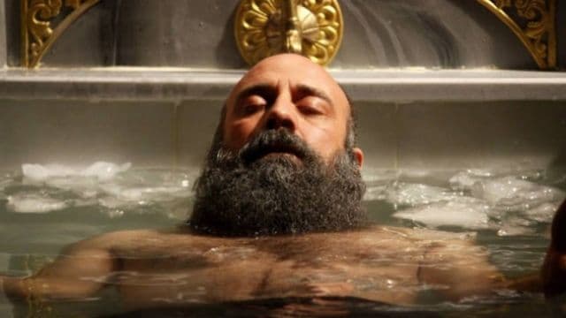 Suleyman Magnificul a stat şase ore în baie de gheaţă