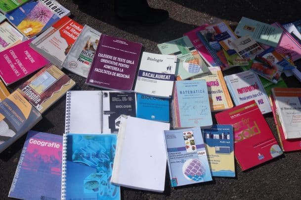 Ministrul Educaţiei, anunţ important despre manualele școlare