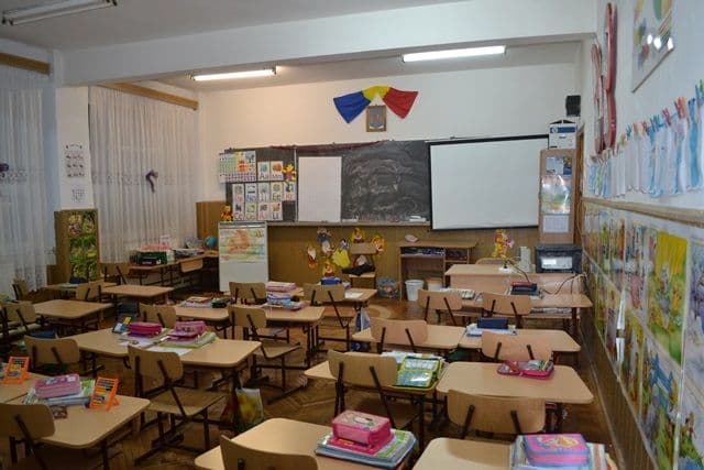 „Ziua Porților Deschise” la Școala Gimnazială „Spiru Haret” Dorohoi - FOTO