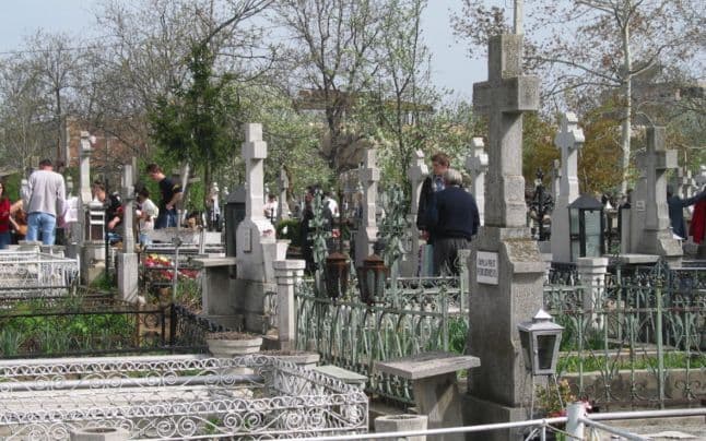 De ce unii morţi nu mai putrezesc? Explicații cutremurătoare