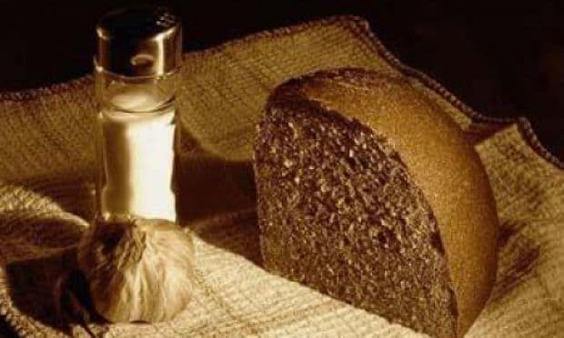 Unul din zece români ţine Postul Paştelui. Ce poţi mânca în această perioadă - sfaturile nutriţioniştilor