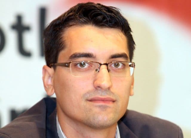 Un nou preşedinte după 24 de ani, Răzvan Burleanu este noul şef al FRF