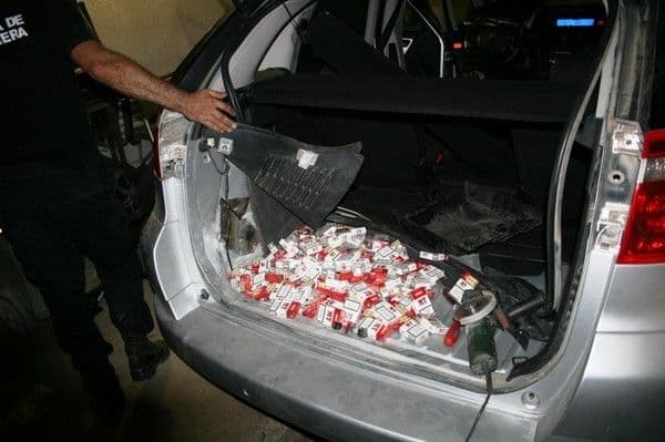 Transport ilegal de țigări, depistat de polițiștii botoșăneni