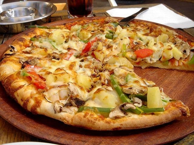 Pizza cu ciuperci - de post