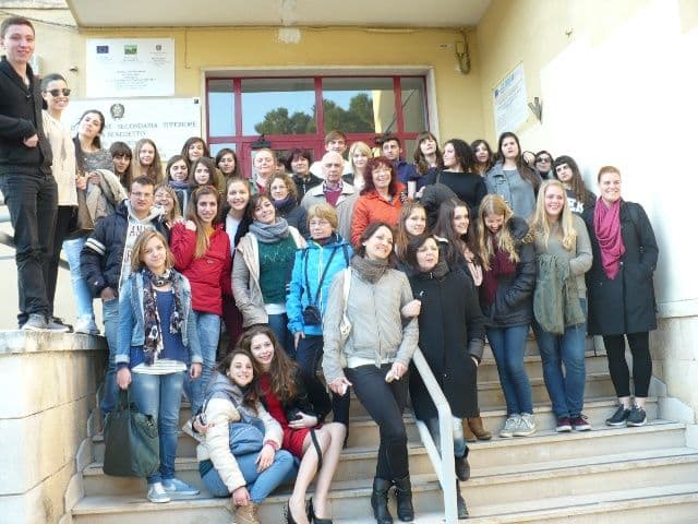 Elevii Liceului „Regina Maria” din Dorohoi continuă seria experienţelor europene - FOTO