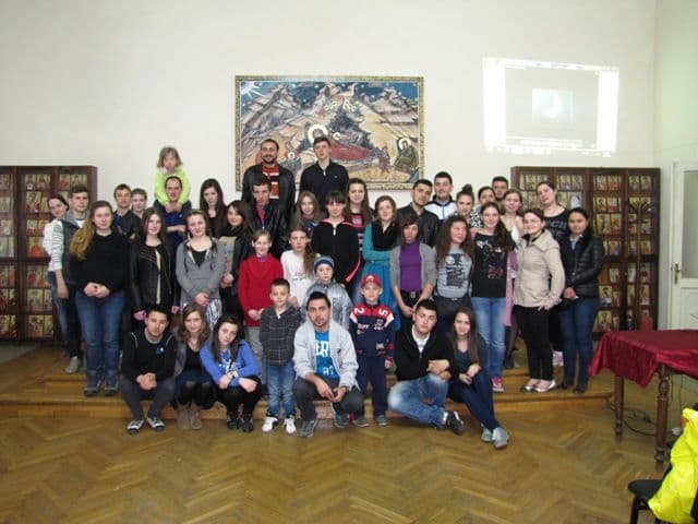 TINERI ÎN DIALOG – Activități desfășurate de Parohia Strahova din Comuna Șendriceni - FOTO
