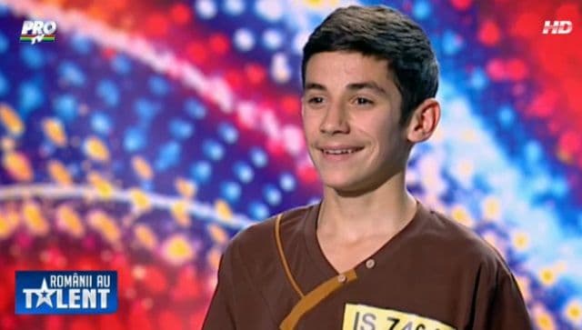 Un adolescent din Dorohoi a uimit cu talentul său juriul și spectatorii la „Românii au talent” - FOTO