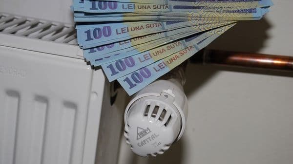 „Legea contorului”. Românii nu vor ma plăti pierderile în reţea la căldură, curent sau apă