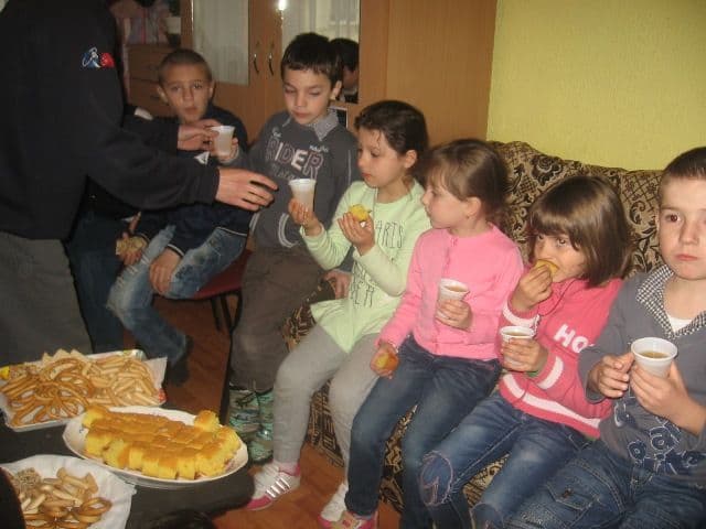 Dăruind devii mai bun – În vizită la Complexul de apartamente „Casa Mea” Dorohoi - FOTO