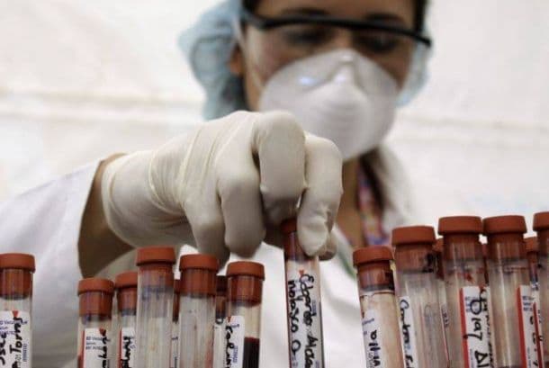 Speranţe pentru bolnavii de hepatita C: Un nou tratament a vindecat 90 la sută dintre pacienţi
