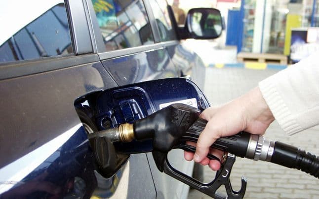 Vezi ce fac dorohoienii în urma scumpirilor tot mai dese ale benzinei. Rezultatul sondajului!