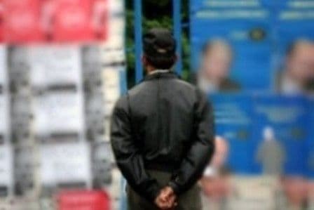 Primarul Dorin Alexandrescu face apel pentru respectarea locurilor special amenajate a afișajului electoral în Dorohoi