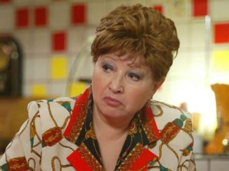 O actriță șochează: „Nu aveam ce să mănânc sau cu ce să mă îmbrac”