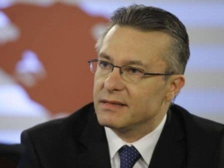 Cristian Diaconescu, eliberat din funcţia de consilier de către Traian Băsescu