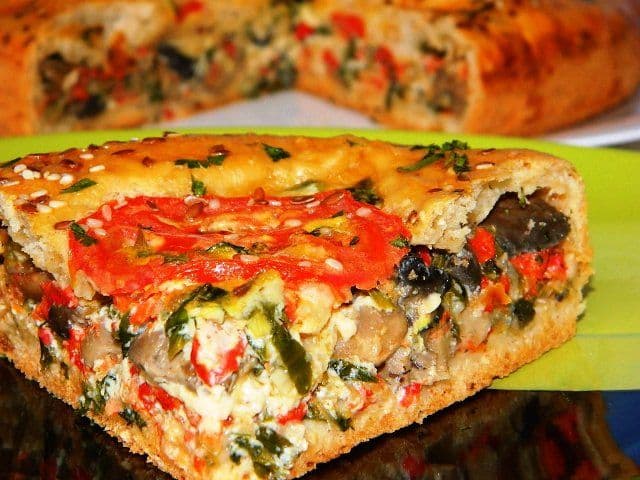 Plăcintă cu legume