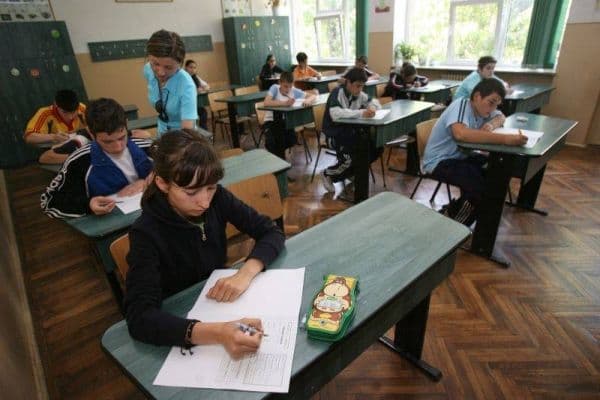 La sfârşitul lunii încep probele la Evaluarea Naţională, pentru elevii claselor a IV-a