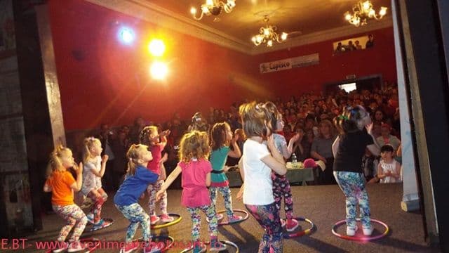 Premiu obținut de „Fetiţele vesele” Grădiniţa nr. 6 Dorohoi, la Festivalul concurs „Sport și sănătate în pași de dans” - FOTO