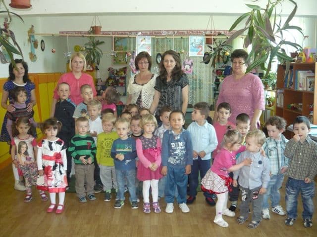 Activitate de socializare a copiilor cu nevoi speciale de la Fundația Star of Hope, Dorohoi - FOTO