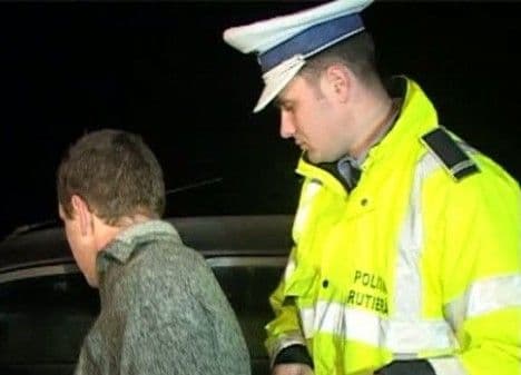 Tânăr din Brăieşti, depistat conducând fără permis, un autoturism furat 