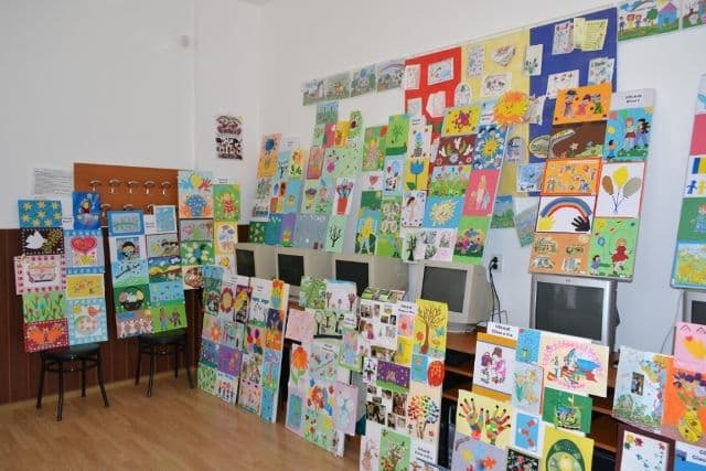 Expoziție la Clubul Copiilor din Dorohoi, în cadrul Concursului Naţional „Mesaj de prietenie”