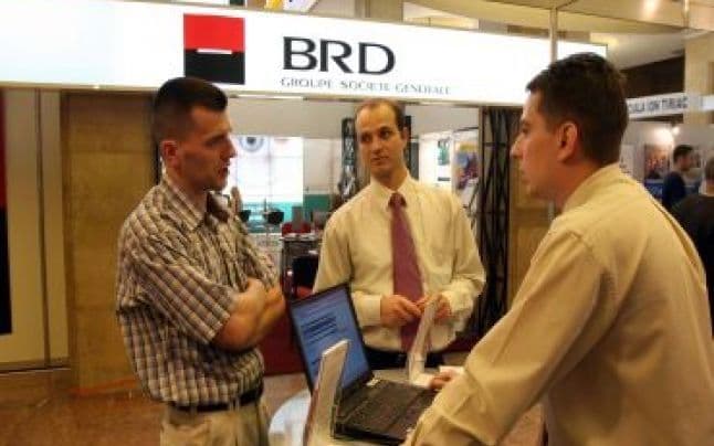 Păgubiţii Dacia care şi-au transferat depunerile de la CEC la BRD vor primi banii în septembrie