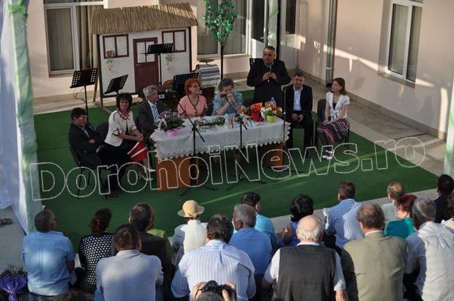 Dublu eveniment editorial organizat la Clubul Copiilor și Elevilor din Dorohoi - FOTO