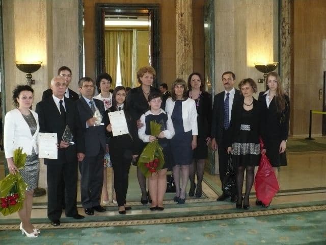 Titlul de Scoală Europeană 2014 – o confirmare a asumării valorilor europene pentru colectivul Liceului „Regina Maria” - FOTO