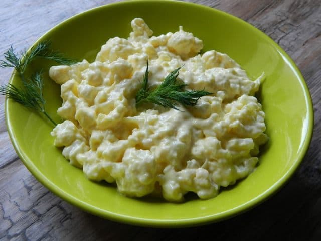 Salată de conopidă cu maioneză