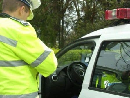 Femeie din Dorohoi depistată în trafic fără a poseda permis de conducere