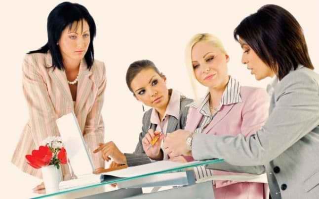 Record de tineri fără job. Vezi de ce pensionarii sunt preferați în locul tinerilor