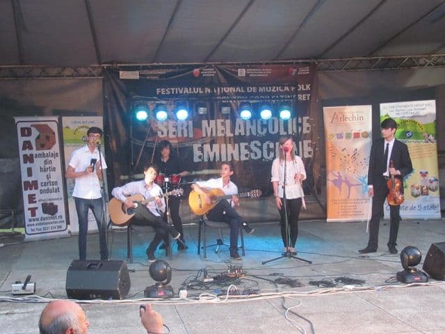 Festivalul de Folk Seri Melancolice Eminesciene se încheie, astăzi, cu recitalul cantautoarei Zoia Alecu - FOTO
