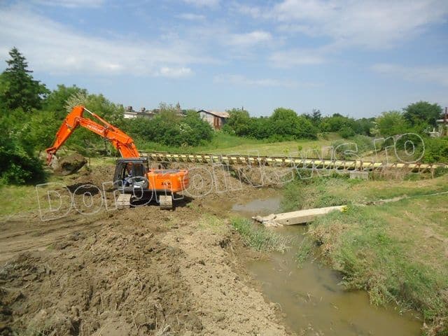 Municipalitatea a finalizat lucrările de recalibrare profil albie Jijia pe teritoriul municipiului Dorohoi - FOTO