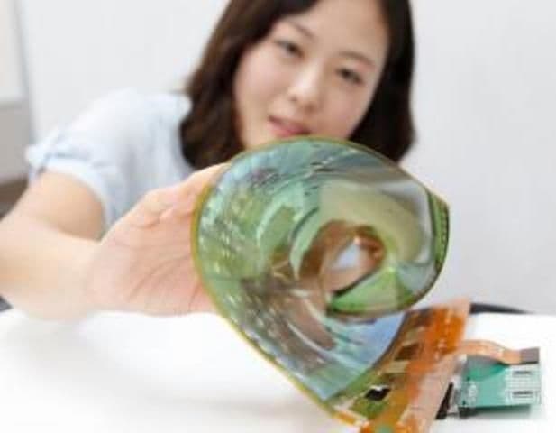 LG pregăteşte un televizor revoluționar. Il vei putea rula ca pe o foaie de hârtie